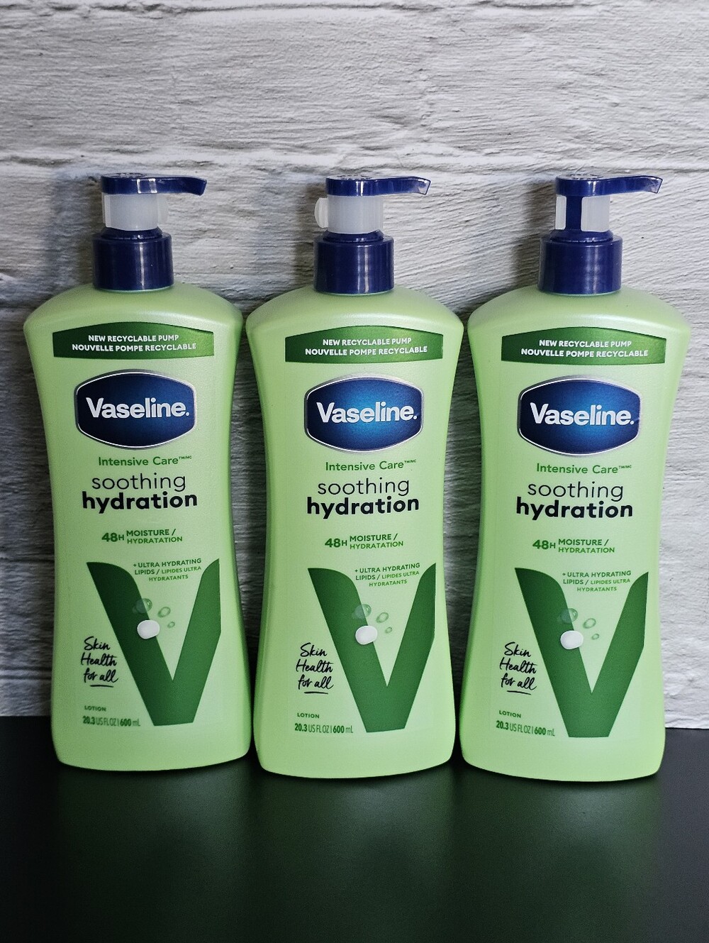 (3) Vaseline Soothing Hydration Lotions